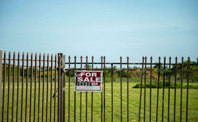 Where Can You Still Buy Land Cheap and Live Like You’re on Vacation?