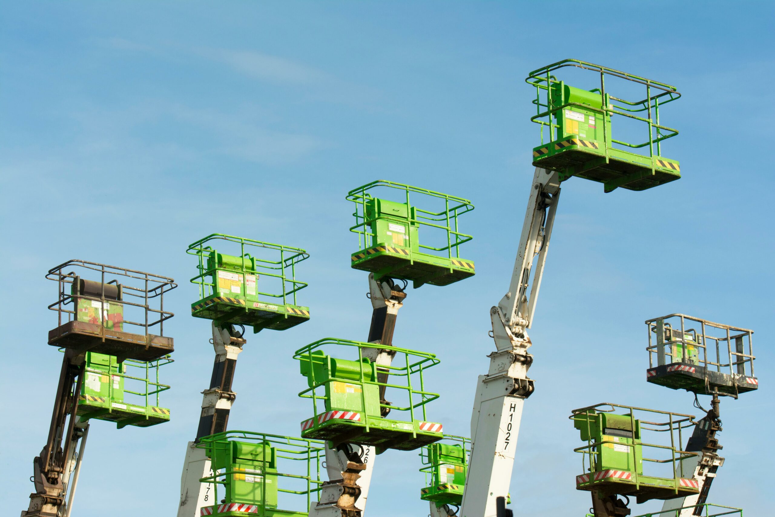 Understanding the Different Components of an Aerial Work Platform