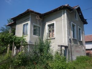 An old rural house located in a village 15 km away from Vratza,Bulgaria