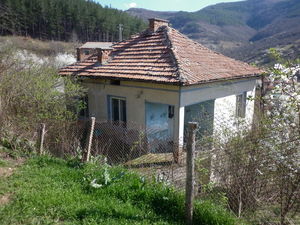 Old rural house with great panoramic views 60 km from Sofia