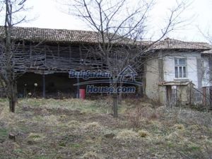 BARGAIN:Two Bulgarian properties in one village low price