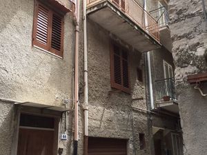 Townhouse in Sicily - Casa Miccichè Alessandria