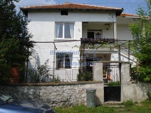 Two storey Bulgarian property for sale with lovely surroundi