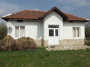 Small renovated country house for rent