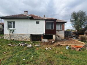 Farm House 1265sqm land with a 70sqm one story house