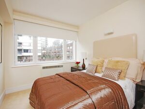 A FULLY FURNISHED ONE BEDROOM FLAT LOCATED IN CENTRAL LONDON
