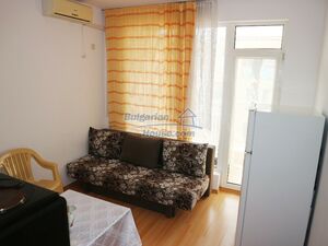 Sunny studio apartment in Sunny Day 6 at good price 