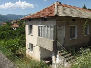 Old rural house with annex and views 1 hour from Sofia, BG