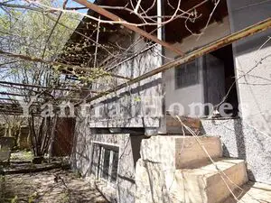 Cheap property for renovation in Stefan Stambolovo