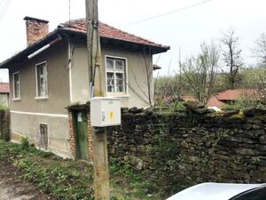 2-storey house in a mountain area near Gabrovo