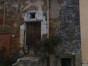 Townhouse in Sicily - Casa Montalbano Via Scavuzzo - 1 euro