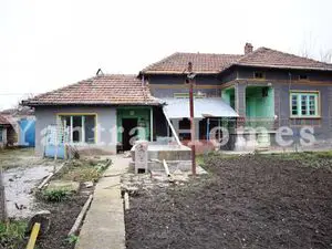 House at a bargain price in a village near Veliko Tarnovo