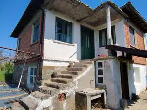 Massive two-story house near the town of Yambol