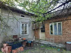 One-Storey house 145m2, minutes from Dobrich and General tos
