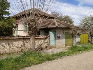 Rural House, garage, basement, 3000m2 plot, Veliko Tarnovo c