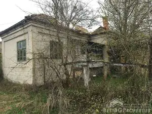 cheap house on a lovely location 