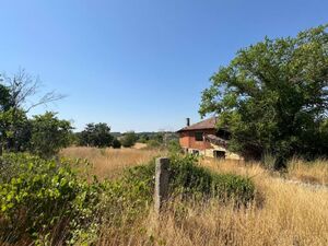 Two-Story House with a Large Plot in the Village of Zagortsi