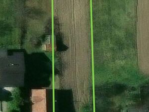 I am selling a plot in Novi Banovci