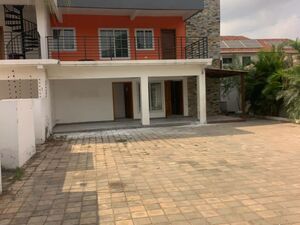 EXECUTIVE 3 BEDROOM FLAT TO LET@EAST AIRPORT