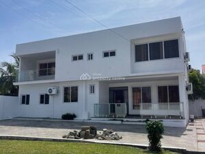  5-BEDROOM OFFICE SPACE TO LET@CANTONMENT/+233243321202