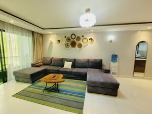 Elegant 2-Bedroom + SQ Airbnb in Prime Parklands Location