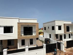 EXECUTIVE 3-BEDROOM DETACHED HOUSE TO LET@SPINTEX