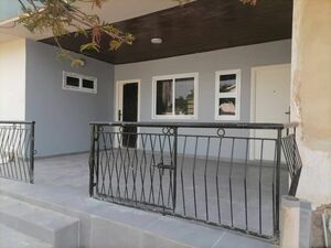 DECENT 2-BEDROOM FLAT TO LET@TESANO, ACCRA