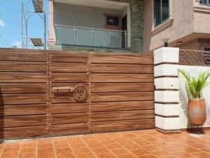 3-BEDROOM TOWNHOUSE+BQ TO LET@TESANO