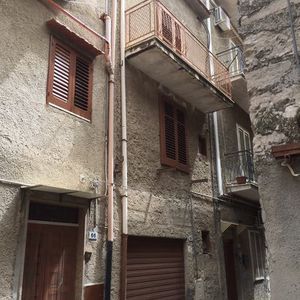 Townhouse in Sicily - Casa Miccichè Alessandria