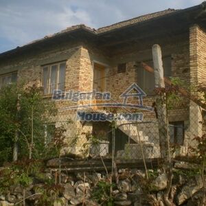 Cheap property for sale with lovely views near Popovo