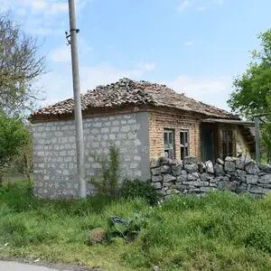 Old house with big plot of land, near Valchi Dol (Varna area