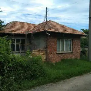 House for investment near Strazhitza, Veliko Tarnovo