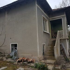 Cheap House in Ruse Need of Repairs 