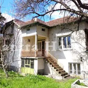 House for renovation in peaceful village near Veliko Tarnovo