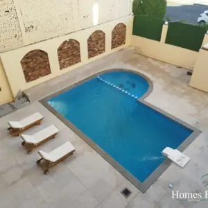 Cozy 1 bedroom apartment with pool nearby the beach!