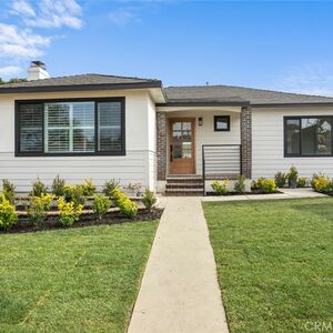 Baldwin Vista neighborhood, this fully remodeled 3-bedroom
