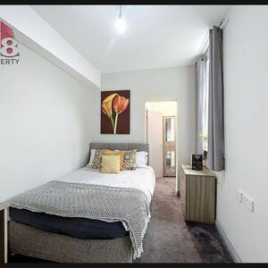 ***ONE WEEK FREE RENT*** - Bills Included,Stress Excluded! 