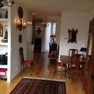 Right in the middle of 17th century Amsterdam