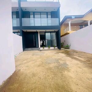 Semi Detached 4-bedroom townhouse @ Tseaddo/+233243321202