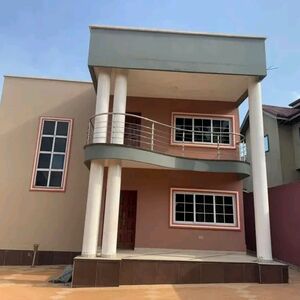 Executive 3-bedroom townhouse @ Tantra hill 