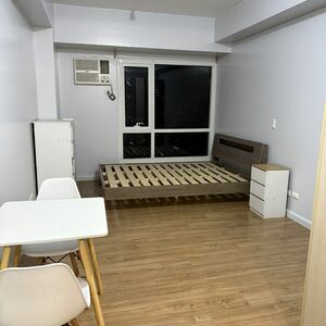 Condo Unit For Rent - 33rd Floor Tower 3 at Celadon Park