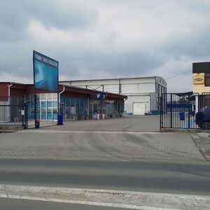 Hall and office space for rent in Cacak-Preljina