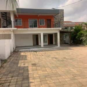 EXECUTIVE 3 BEDROOM FLAT TO LET@EAST AIRPORT