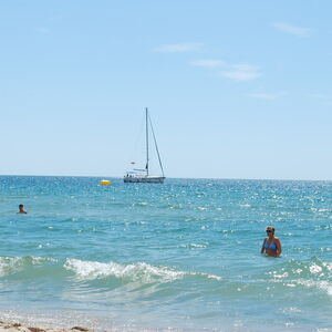 We offer apartments for rent both year-round and for seasona