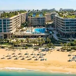 2BR Apartment 85Sqm Pool view