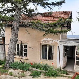 Old villa with land and nice views near big city in Bulgaria
