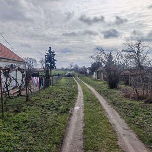 Plot with access to two streets-Kikinda