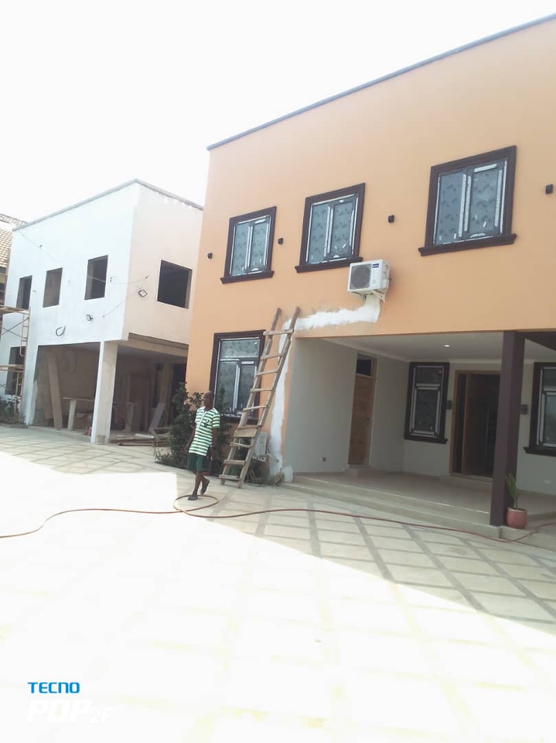 3Bedroom House@ Adjringanor