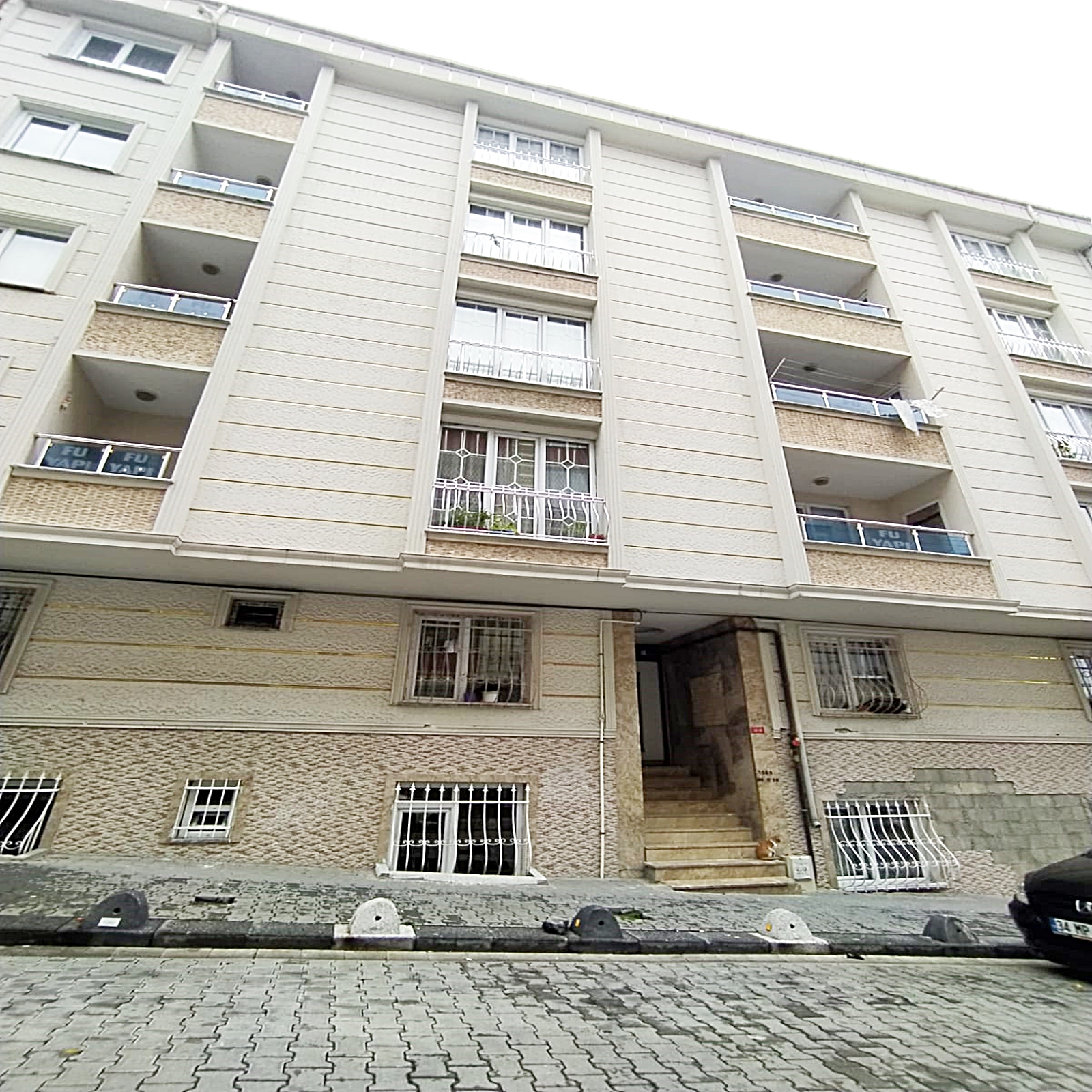 APPORTUNITY APPARTEMENT FOR SALE IN ESENYURT ISTANBUL (Turkey, Istanbul