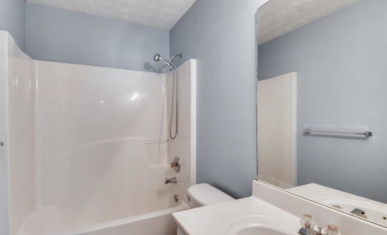 Private owner of the property (USA, 733 Winbrook Dr McDonough